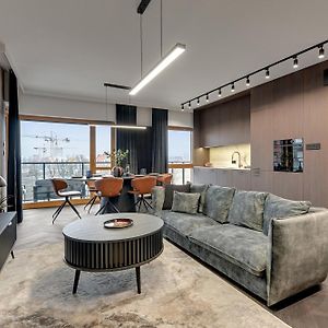 Nadmotlawie Estate Gym, Sauna & Parking By Downtown Apartments